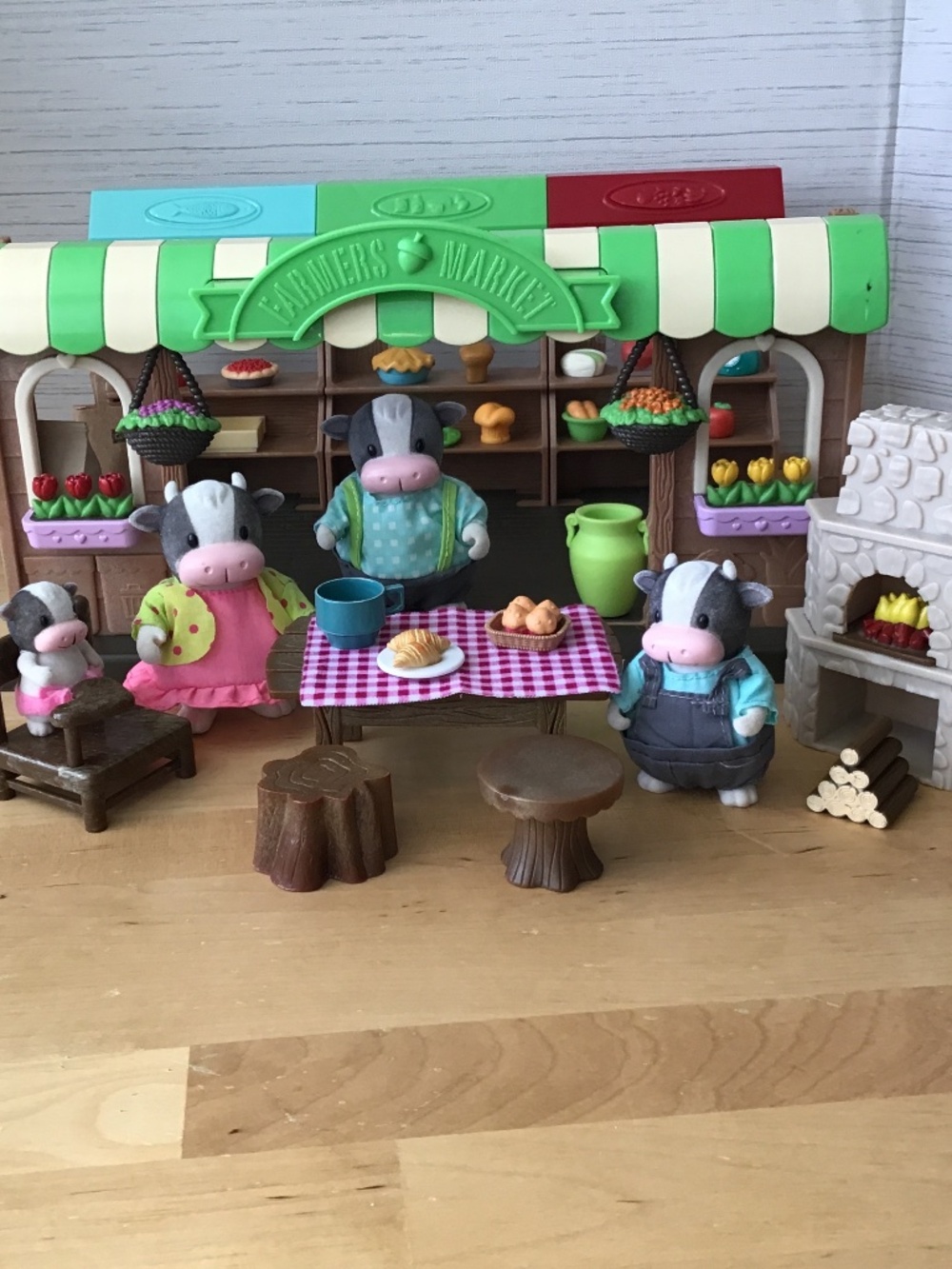 Lil Woodzeez Farmers Market and Accessories